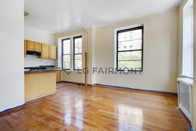 Foto del edificio - 132 St Marks Pl