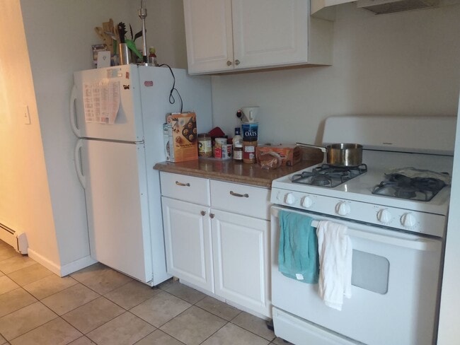 Photo - 1831  arington ave Apartment