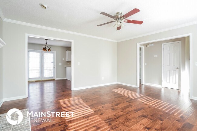 Foto del edificio - 5906 High View Rd