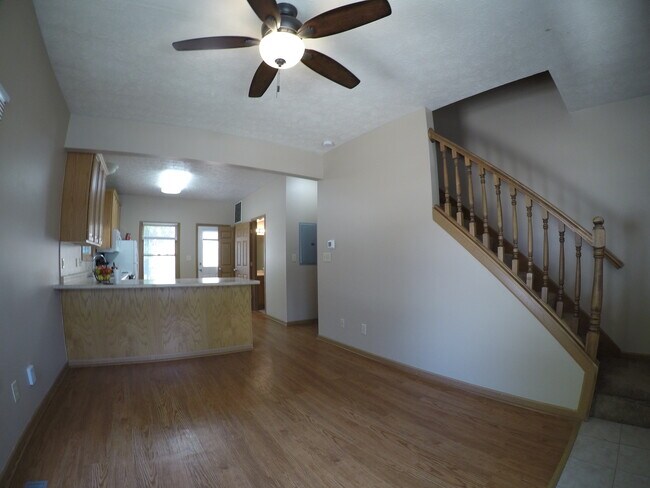 Photo - 302 N Chauncey Ave Townhome