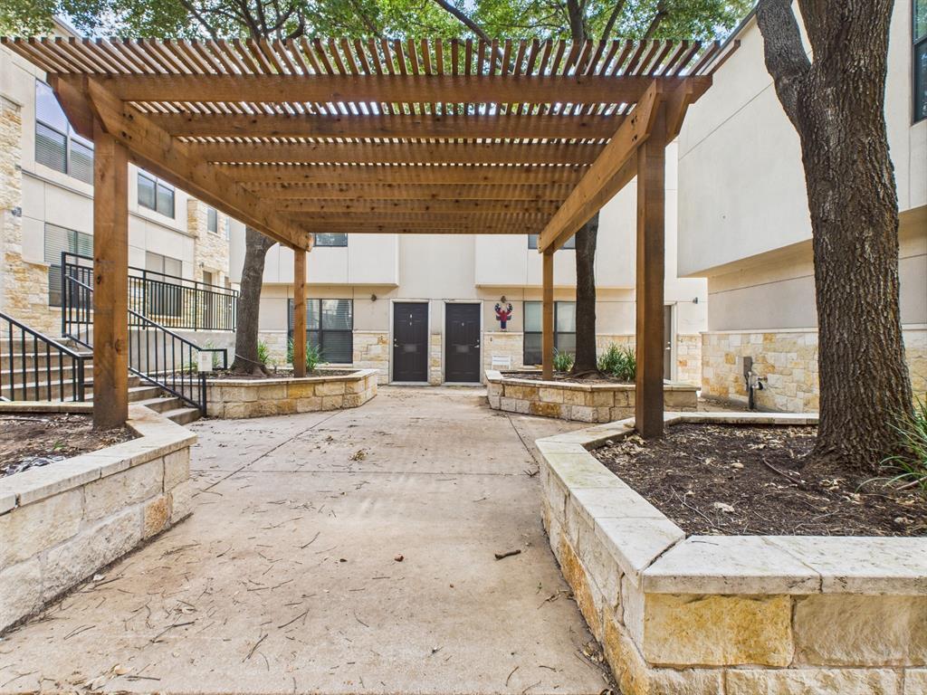 Foto principal - 711 W 32nd St