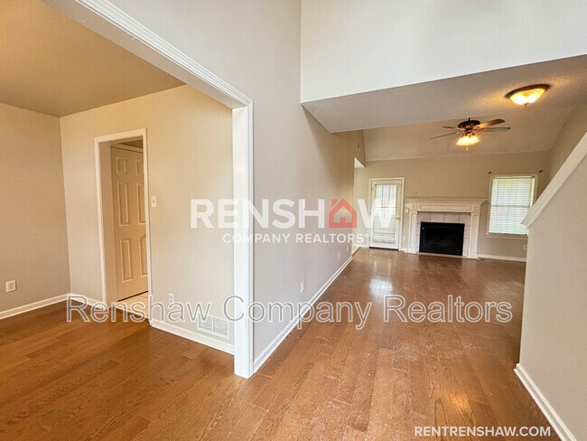 Foto del edificio - 1295 Sundial Dr