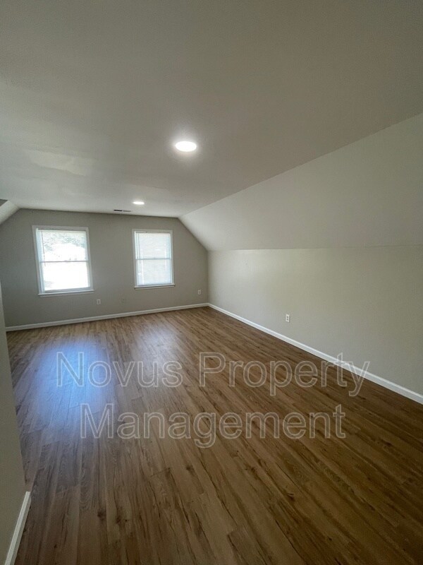 Foto del edificio - 50 Fairfield Rd