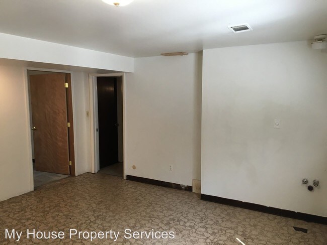 Building Photo - 6 br, 3 bath House - 2825 Eagle Drive