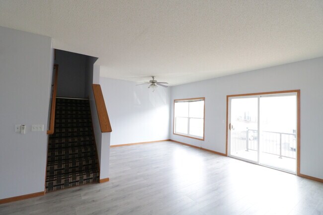 Foto del edificio - 7860 Old Carriage Ct