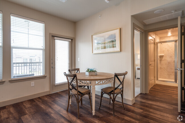 Dining Area - Rosalia Silverlake