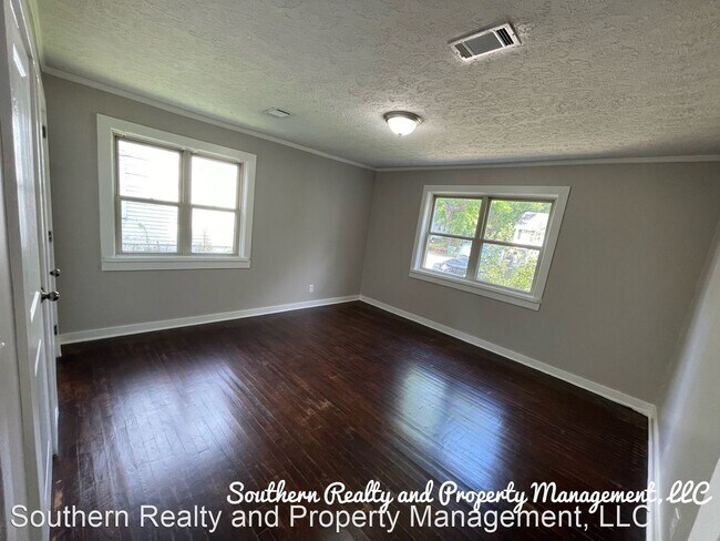 Foto del edificio - 2 br, 1 bath House - 2344 Glendale Avenue