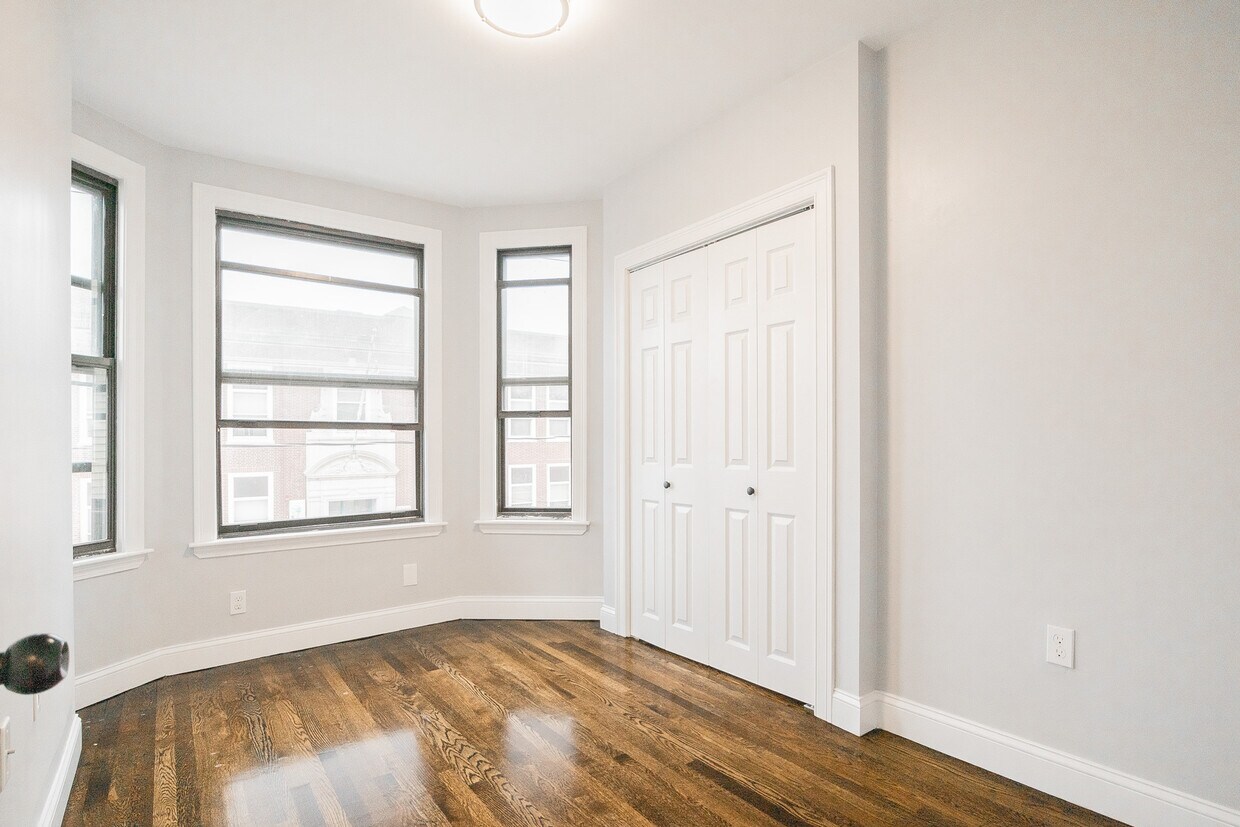 Foto principal - 344 Saratoga St