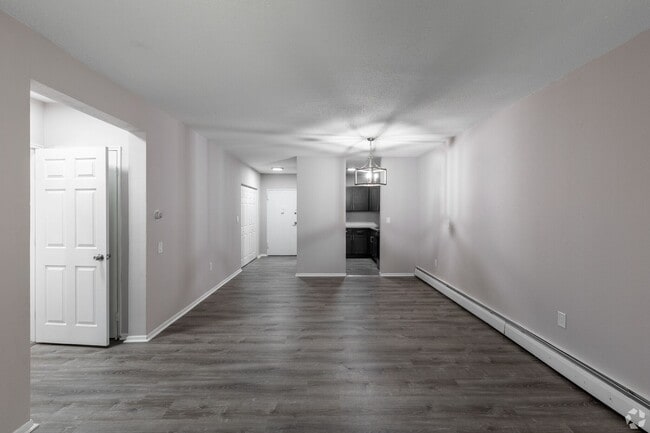 Interior Photo - Eastwood Terrace
