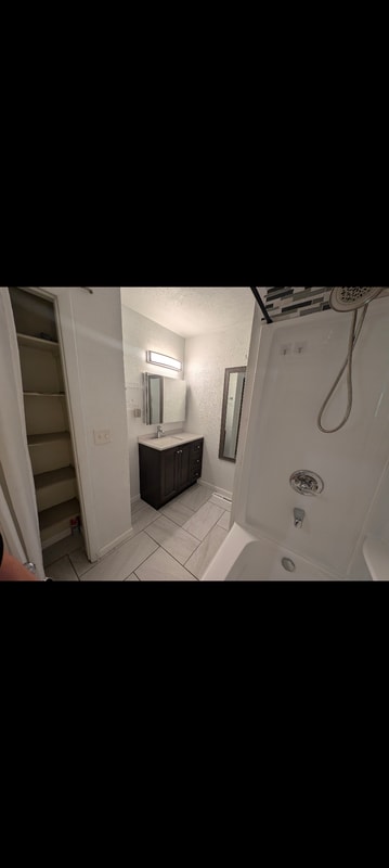 Building Photo - 7998 Chase Cir