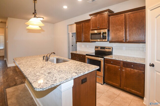 Foto del edificio - 173 Grey Fawn Trail