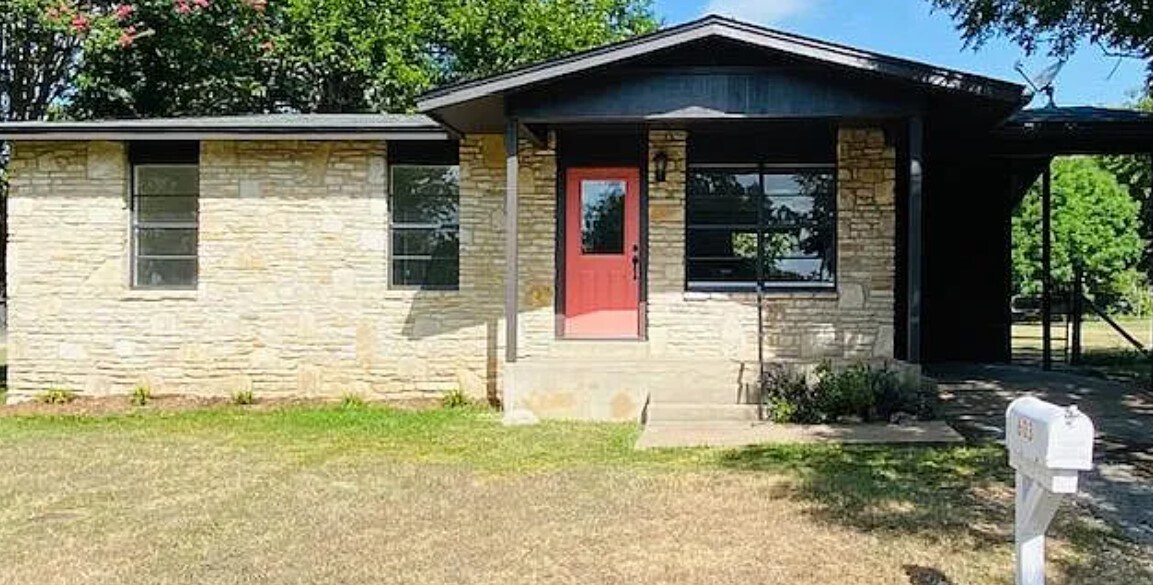 Foto principal - 603 Live Oak St