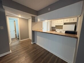 Building Photo - 6765 Quail Hollow Ct