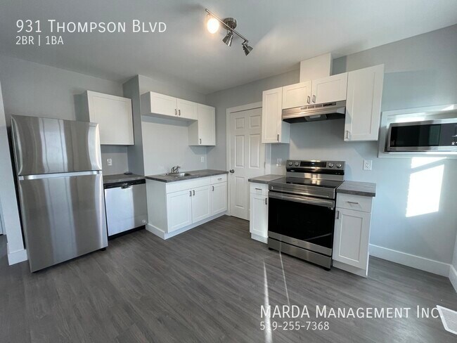 Building Photo - MDRN & SPACIOUS NEWLY RENOED 2 BED/1BATH H...
