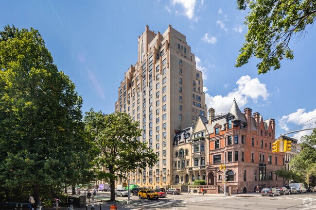 Building Photo - 241 Central Park W