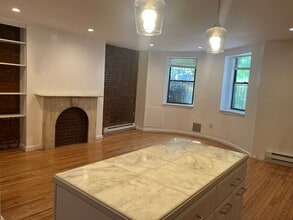 Building Photo - 88 E Brookline St