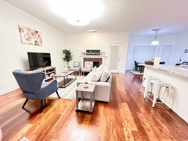 Foto del edificio - 2300 Evergreen Ln