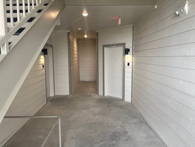 Photo - 18645 Stroh Rd Apartment