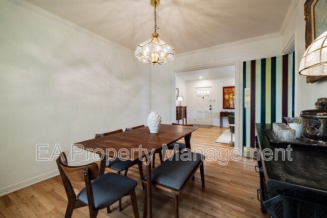 Foto del edificio - 520 San Pasquale Ave SW