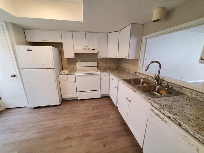 Building Photo - 35 Casa Verde