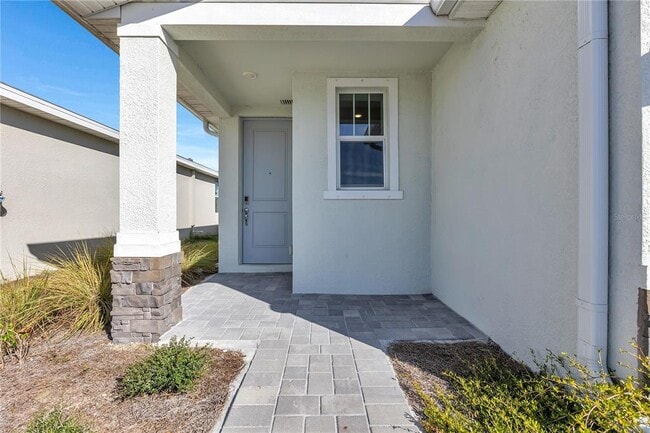 Building Photo - 44254 Frontier Dr