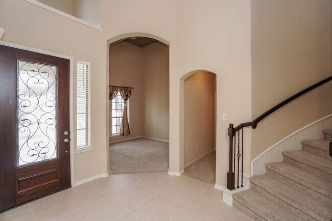 Foto del edificio - 215 Promenade Estates Ln