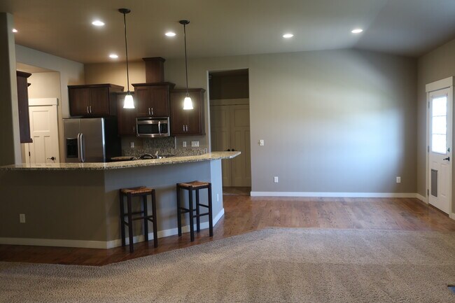 Building Photo - 1494 Copper Loop
