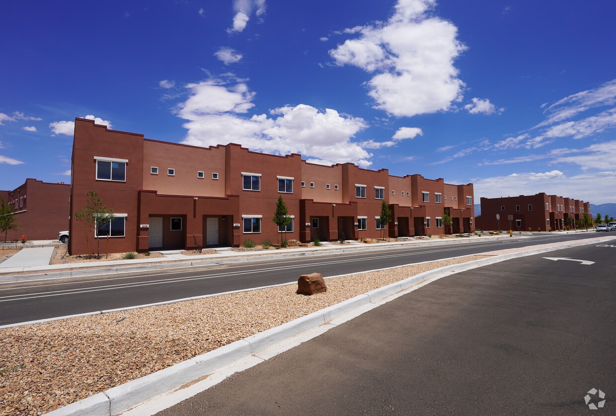 Via Verde Apartments in Albuquerque, NM