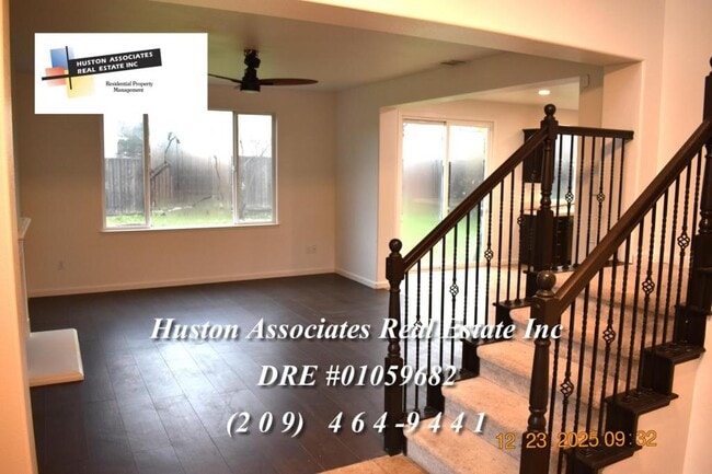 Foto del edificio - 5953 Pebblestone Way