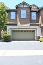 Building Photo - 6391 Sussex Ct