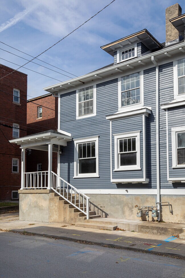 Building Photo - 114 East 21st St