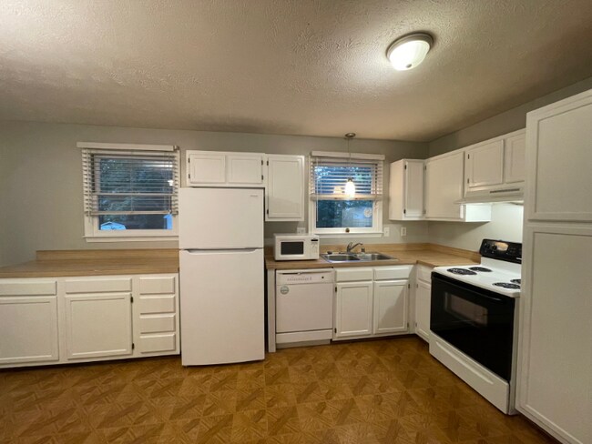 Foto del edificio - 26125 Cresent Ln