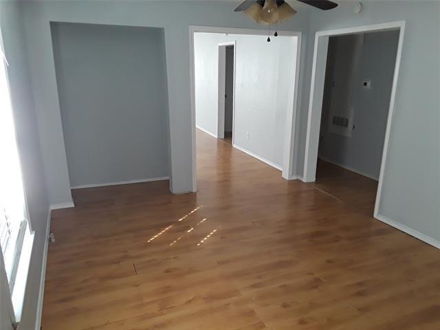 Building Photo - 405 W Elm St