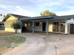 Building Photo - 14820 N 32nd Dr