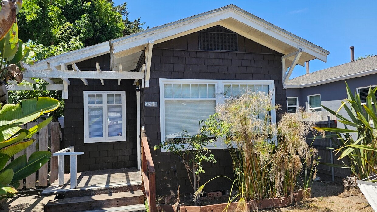 Foto principal - 4741 Brighton Ave