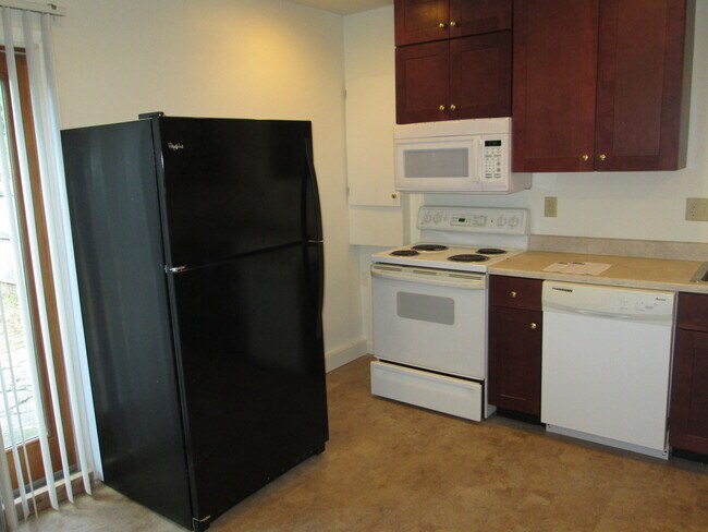 Building Photo - 533 Daisy Dr