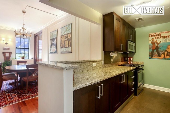 Foto del edificio - 310 W 120th St