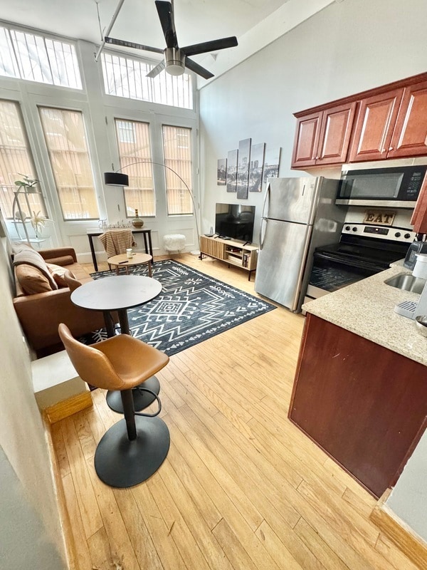 Building Photo - 114 Virginia St