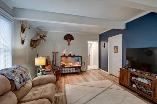 Living Room - 212 E Howard St