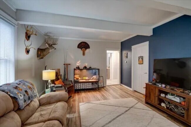 Sala de estar - 212 E Howard St