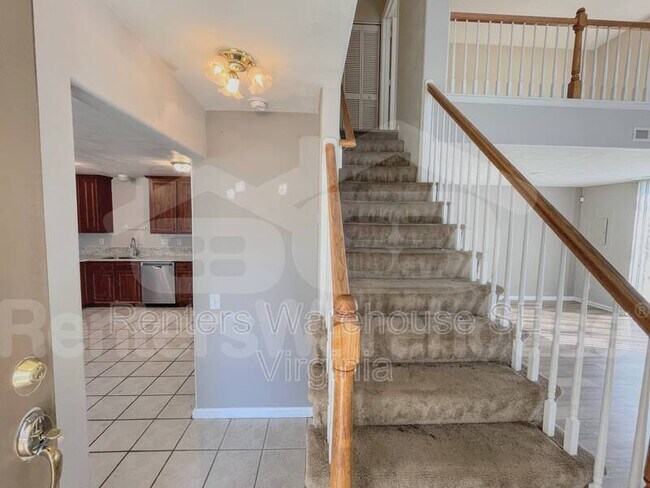Building Photo - 6360 Scottsfield Dr