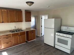 Building Photo - 79-81-81 N Main St