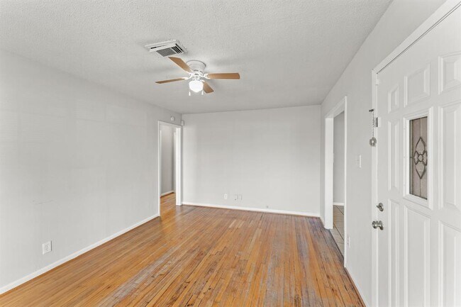 Building Photo - 5102 Nolridge Dr