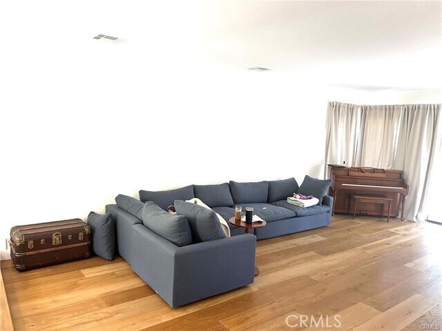 Foto del edificio - 20482 Live Oak Canyon Rd
