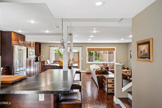 Building Photo - 481 Rockman Way