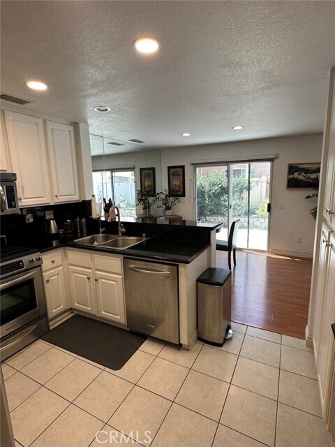 Foto del edificio - 14861 Dancy Ct