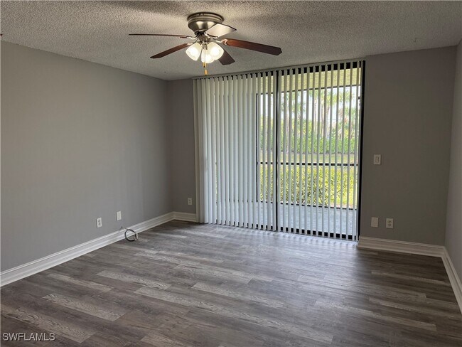 Building Photo - 13545 Eagle Ridge Dr