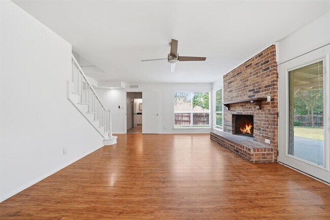 Building Photo - 9005 Blue Quail Dr