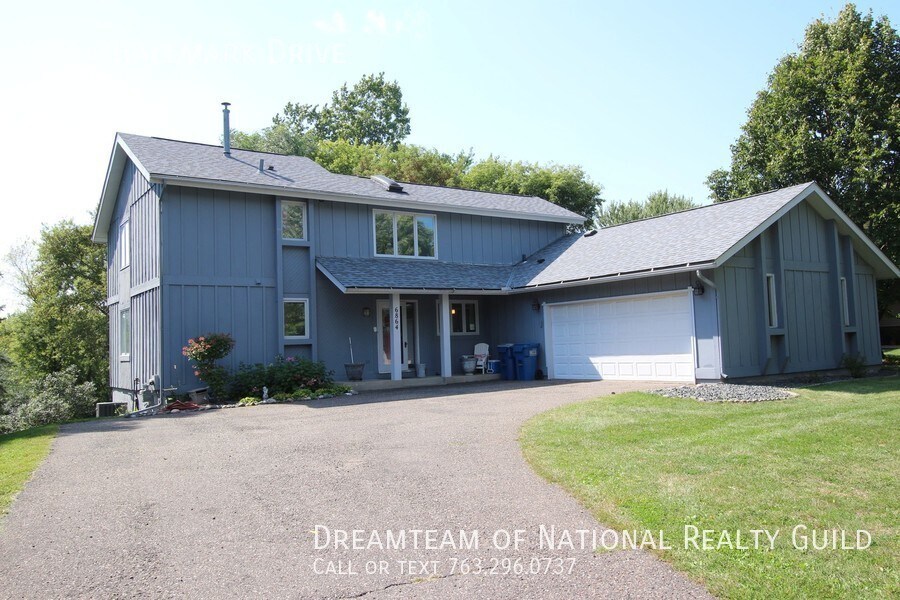 Entertainers dream in the heart of Eden Pr... House Rental in Eden