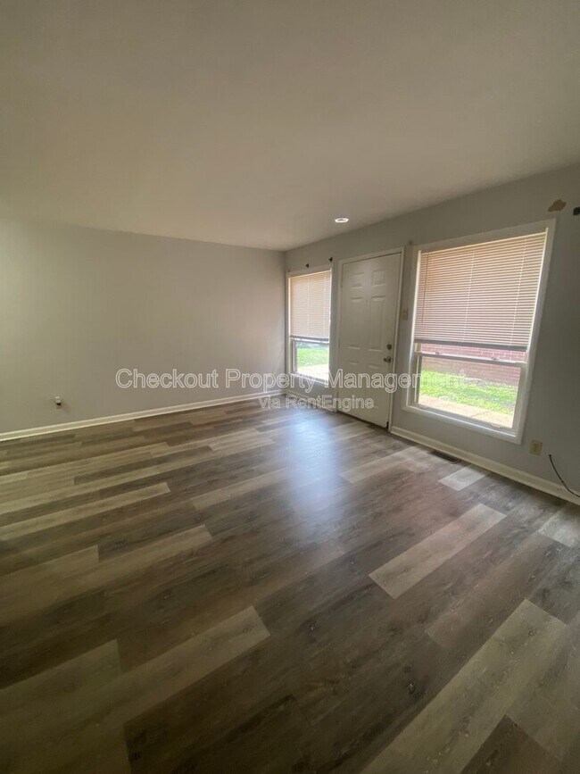 Foto del interior - Morgan Ford Road